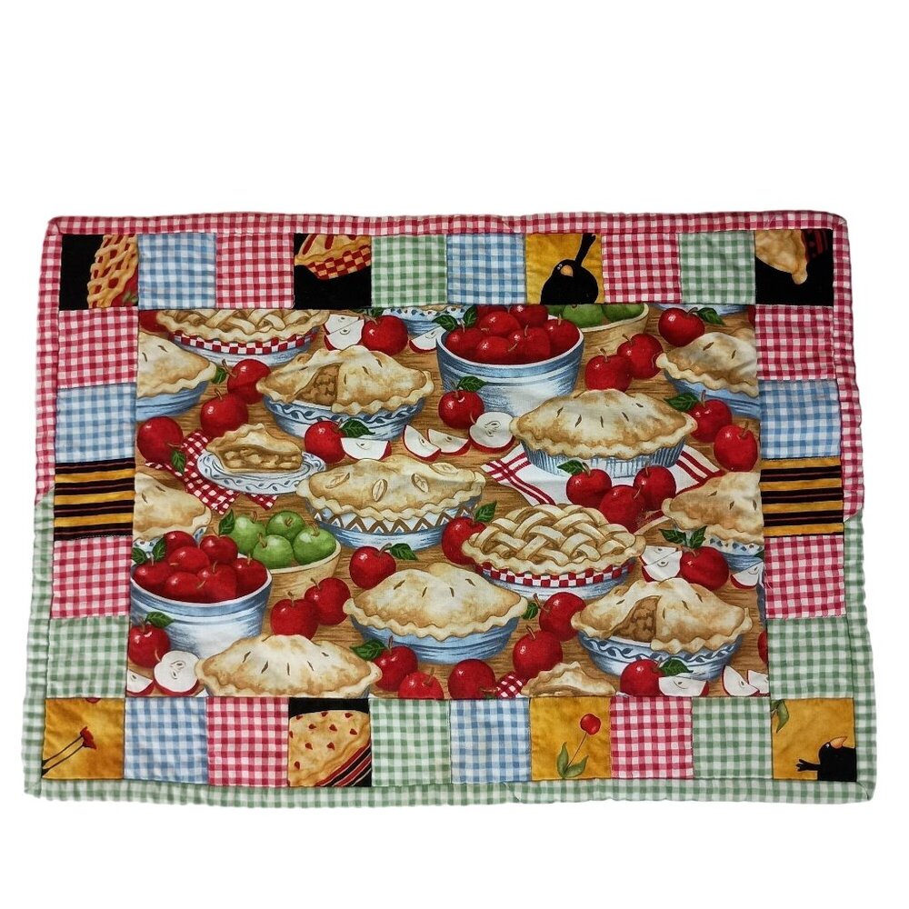 Handcrafted Apple Pie Gingham Quilted Table Mat